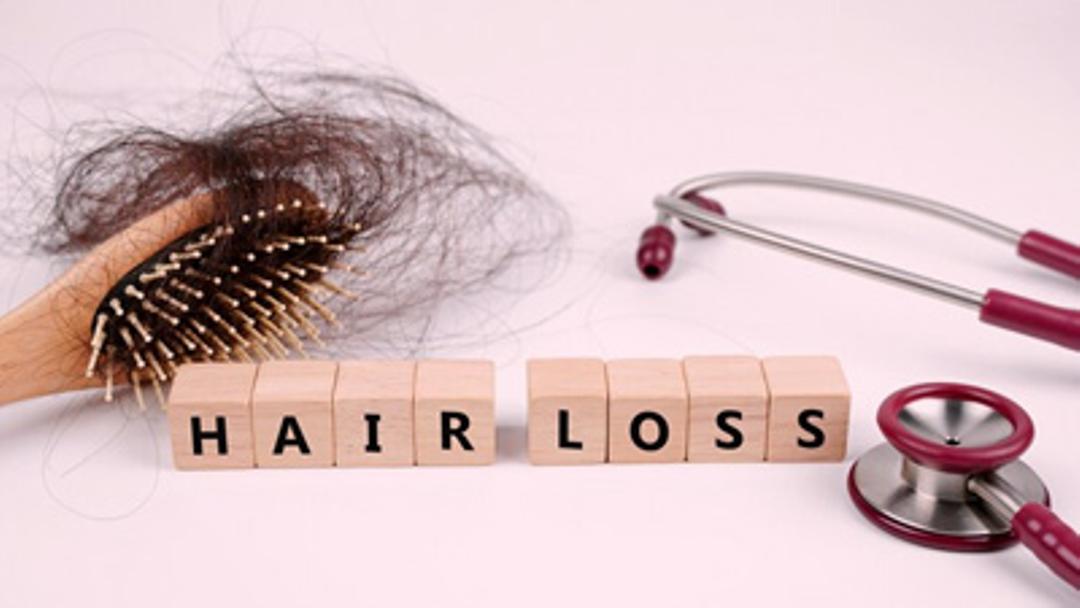 There is no direct connection between hair loss and sexual performance.